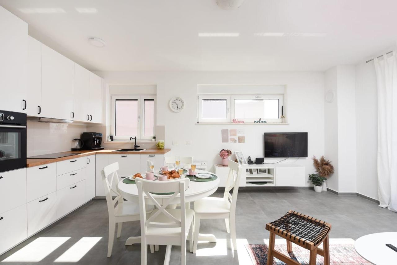 Novi Apartman Franka Apartment Zadar Exterior foto